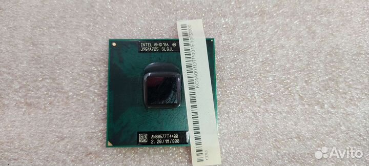 Процессор Pentium T4400 - slgjl (Socket P)