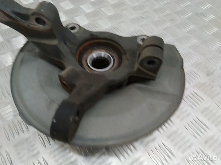 Ступица передняя Mitsubishi Lancer 10