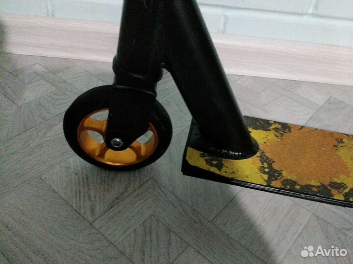 Самокат трюковой детский