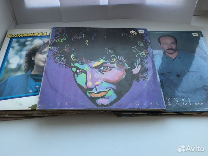 Виниловые пластинки разных исполнителей