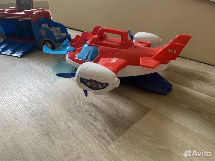 Щенячий patrol вертолет