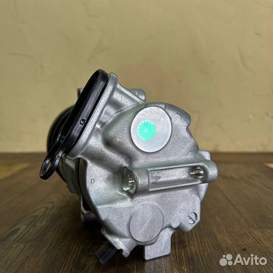 Компрессор кондиционера Denso DCP09016