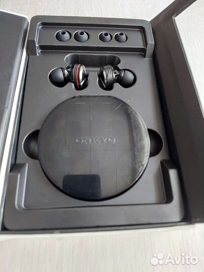 Наушники onkyo w800btb