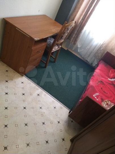 Комната 13 м² в 4-к., 1/5 эт.