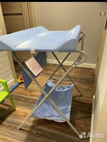 Складной пеленальный столик