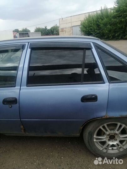 Задние двери на Daewoo Nexia 2