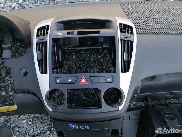 Торпеда Kia ceed ED 2007-2009 год