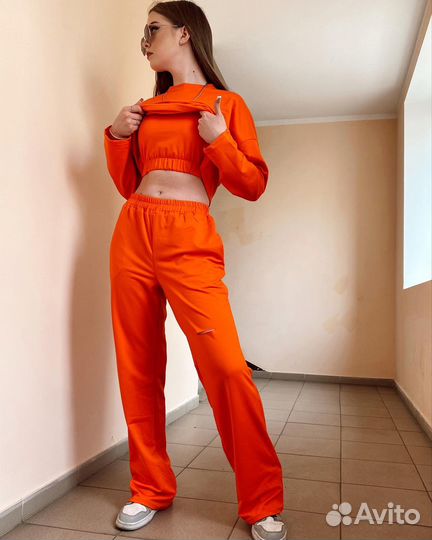 Спортивный костюм новый