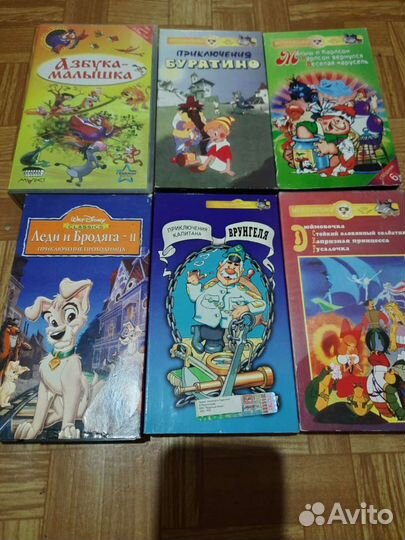 Видео кассеты 44 шт. Цена за все