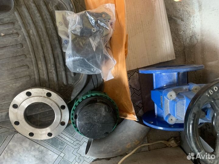 Труба водопроводная