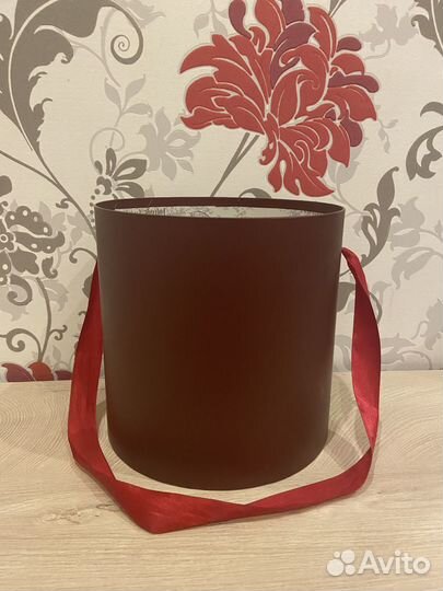 Шляпная коробка без крышки