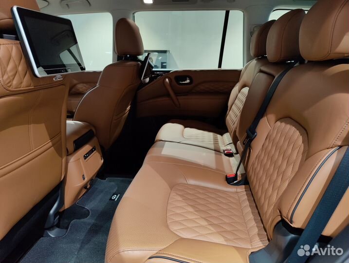 Infiniti QX80 5.6 AT, 2022, 55 км
