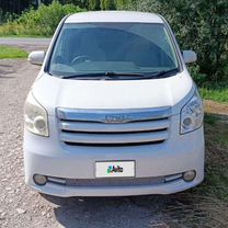 Toyota Noah 2.0 CVT, 2007, 221 000 км, с пробегом, цена 1 200 000 руб.