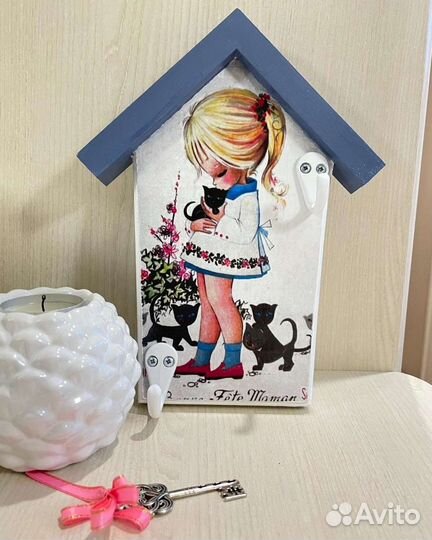 Настенная ключница вешалка, подарок