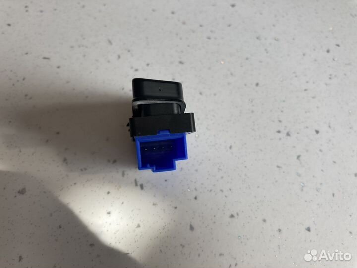 Кнопка центрального замка vw 1KO962125B