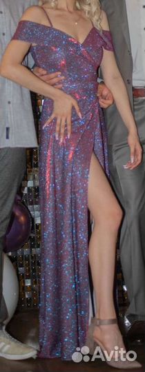 Платье вечернее