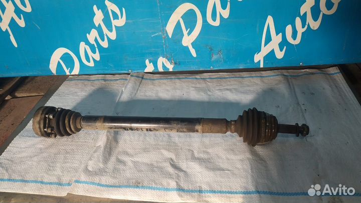 Привод правый Фольксваген Поло 3 1,4