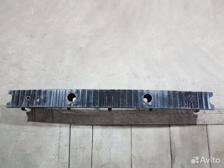 Усилитель заднего бампер Range Rover vogue 3