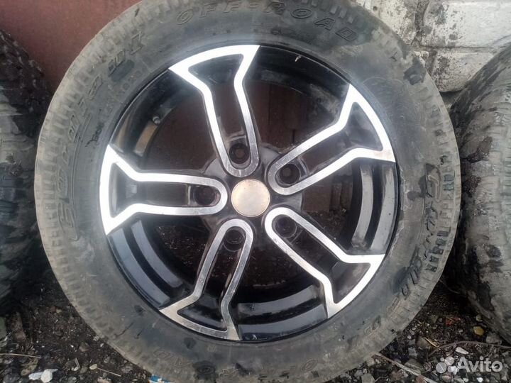 Литые диски на Ниву