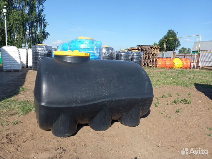Емкости для воды 3000л