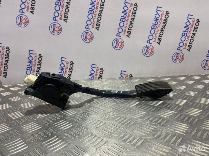 Педаль газа Peugeot 407