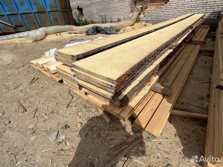 Необрезная доска 25х300х6000