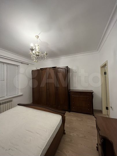 2-к. квартира, 85 м², 6/7 эт.