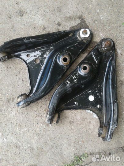 Рычаги логан.лансер