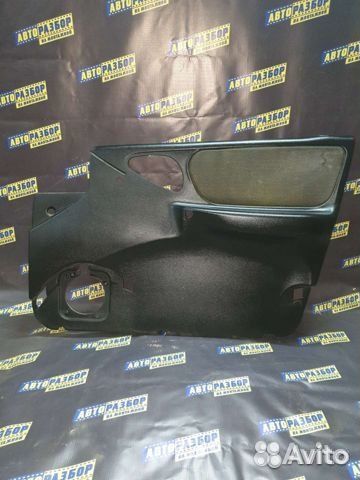 Обшивка передней двери Chevrolet Niva