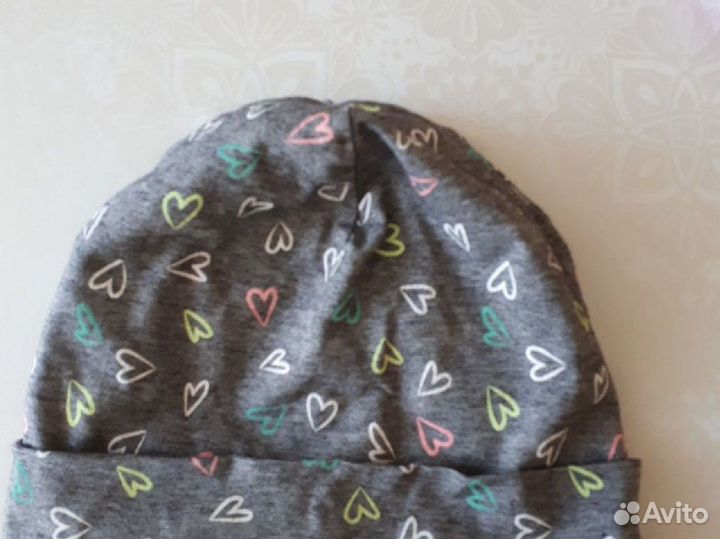 Шапка для девочки б/у 50-52р-р (7-9лет)