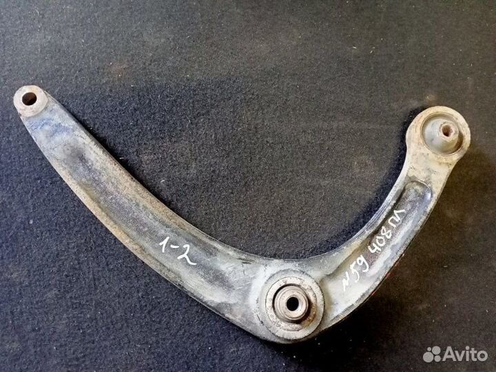 Рычаг подвески передний левый Peugeot 408 2012