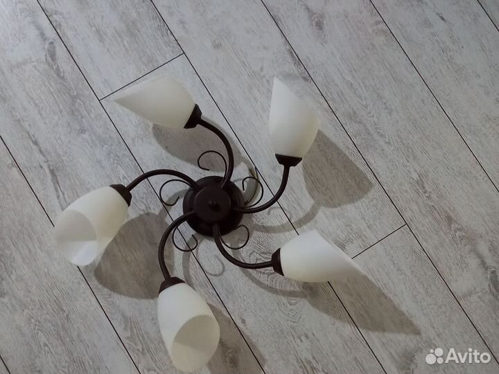 Люстра потолочная бу