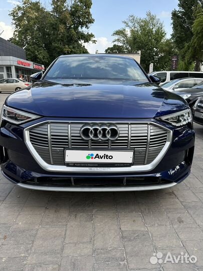 Audi e-tron AT, 2021, 40 500 км