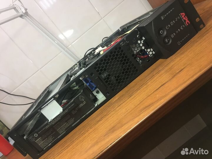 Ибп On-line APC Smart-UPS RT 2000VA без акб