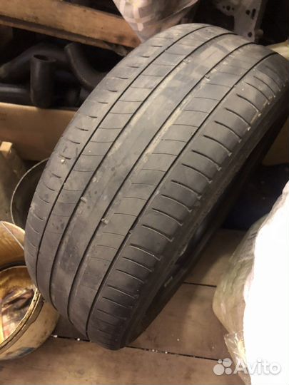 Michelin Primacy 3 215/55 R16