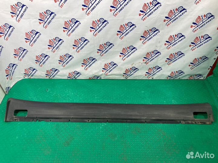 Накладка порога правая Porsche Cayenne 958