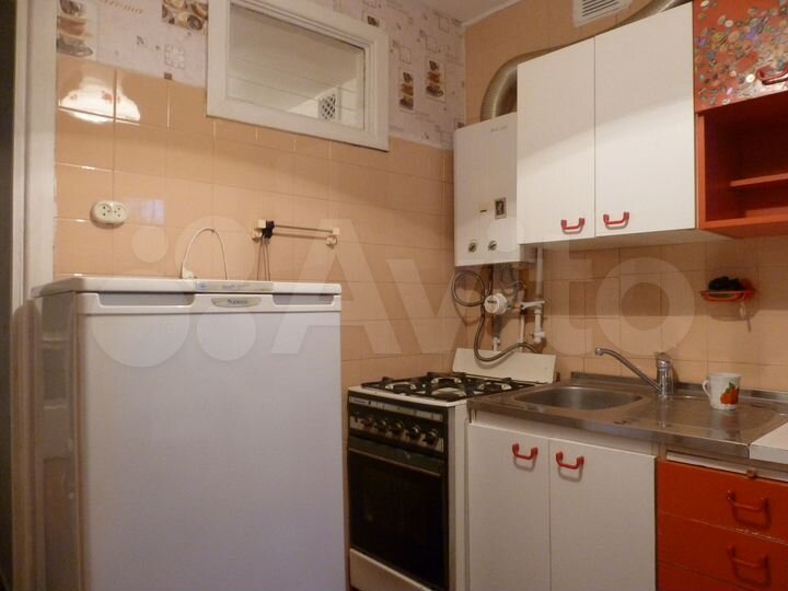 Комната 14 м² в 3-к., 4/5 эт.