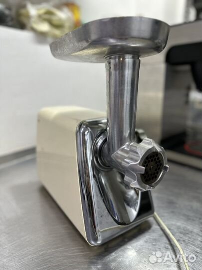 Мясорубка электрическая Mystery MGM-1450