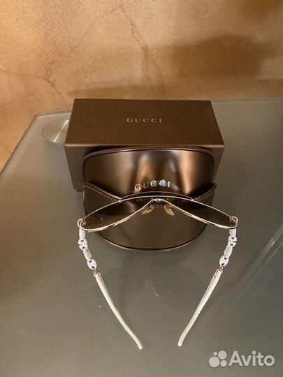 Солнцезащитные очки Gucci