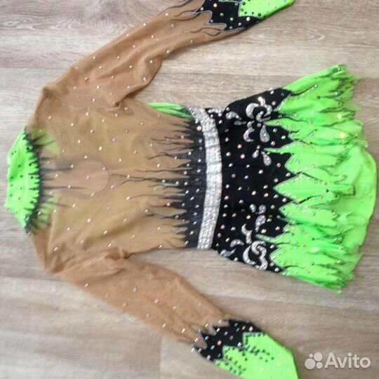 Купальник для художественной гимнастики