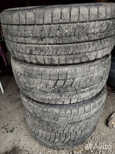 Bridgestone Blizzak Ice 225/45 R17 91Q