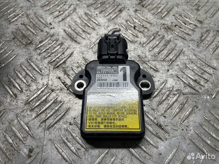 Датчик курсовой устойчивости Lexus LS (lV)