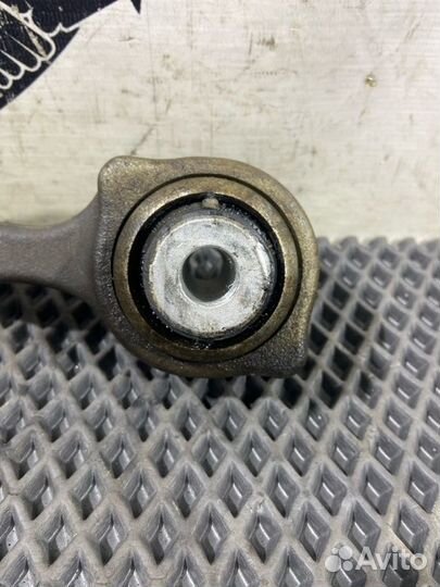 Рычаг подвески нижний передний левый Mercedes-Benz