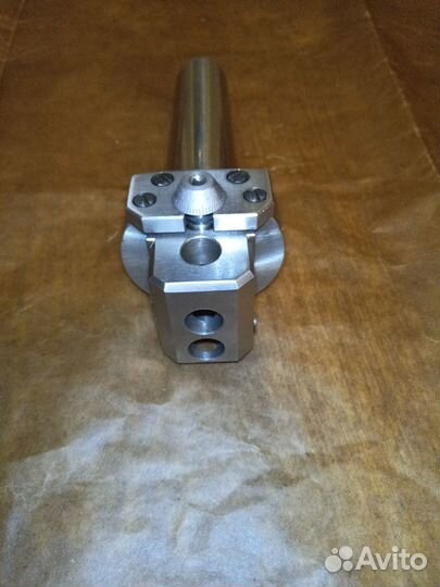 Расточная головка