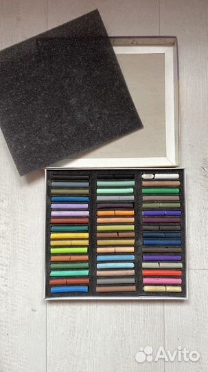Пастель сухая художественная