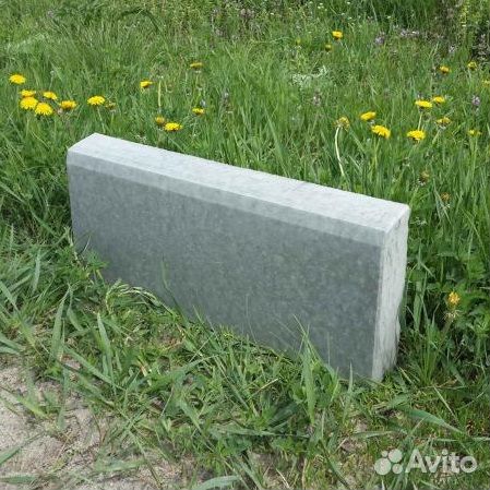 Бордюр тротуарный 500х210х37мм