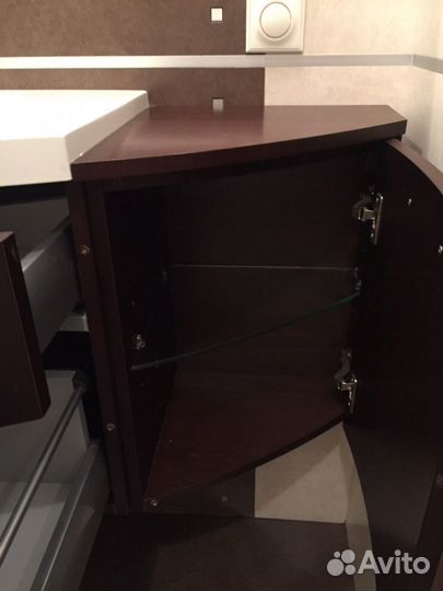 Комплект мебели в ванную