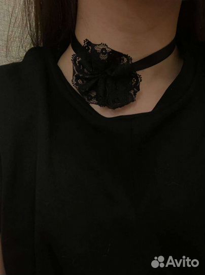 Чокер цветок