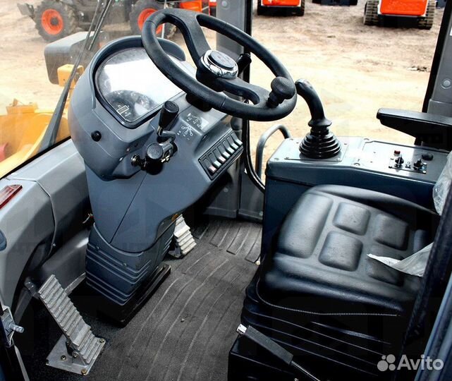 Фронтальный погрузчик Lonking CDM835, 2023