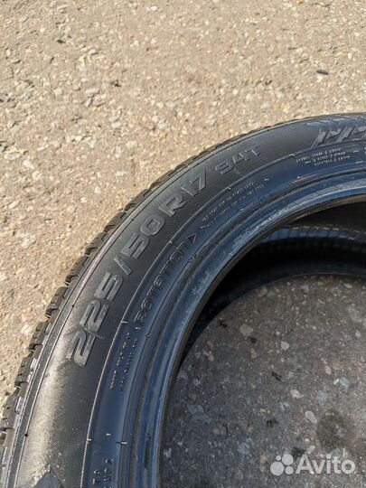 Nokian Tyres Hakkapeliitta 8 225/50 R17 94T